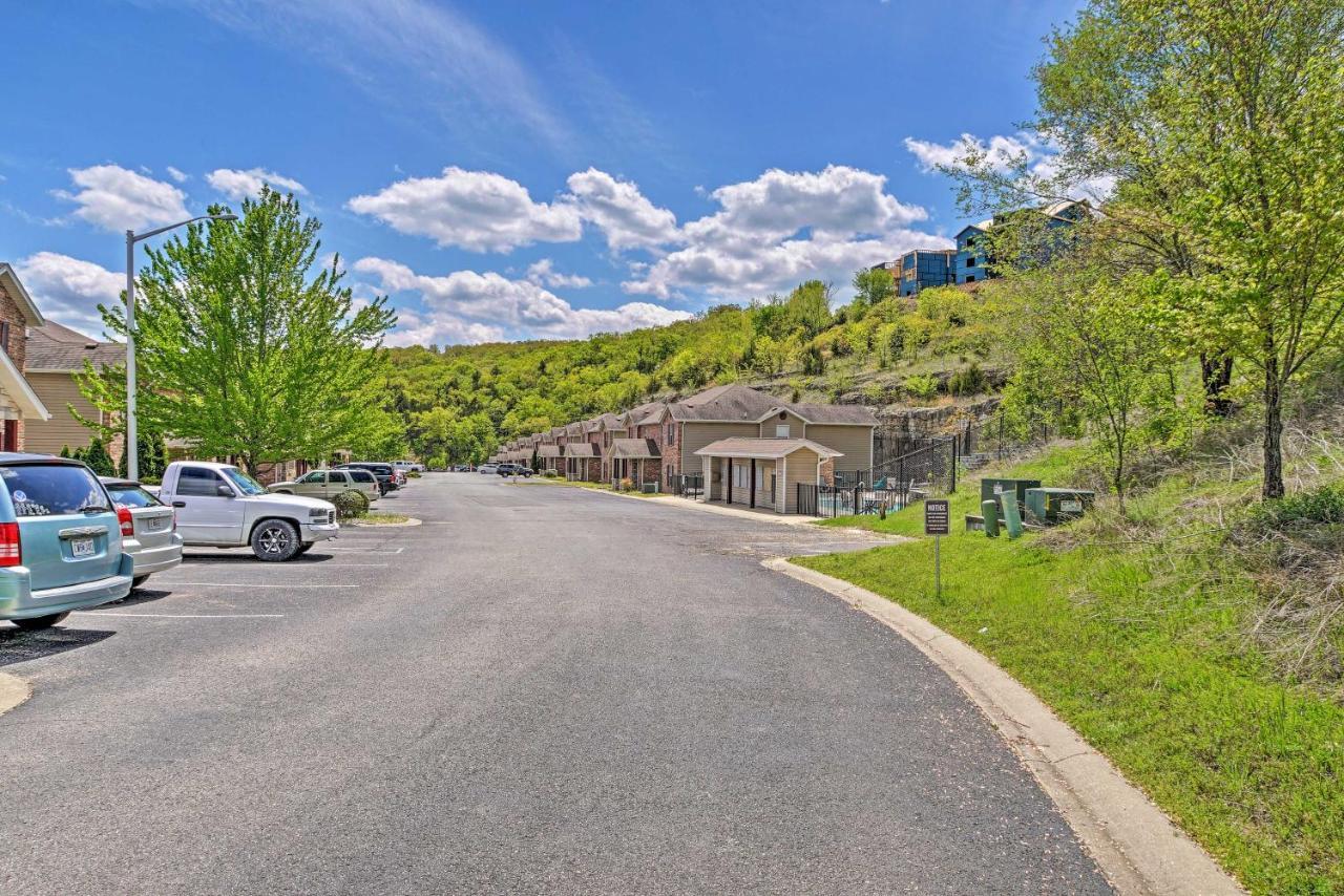 Family-Friendly Branson Condo About 3 Mi To Strip Exterior photo