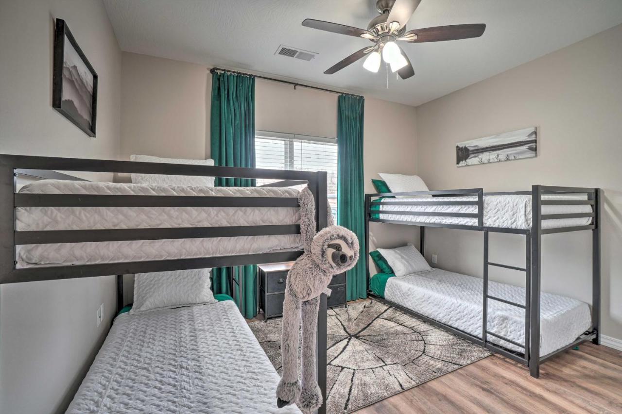 Family-Friendly Branson Condo About 3 Mi To Strip Exterior photo